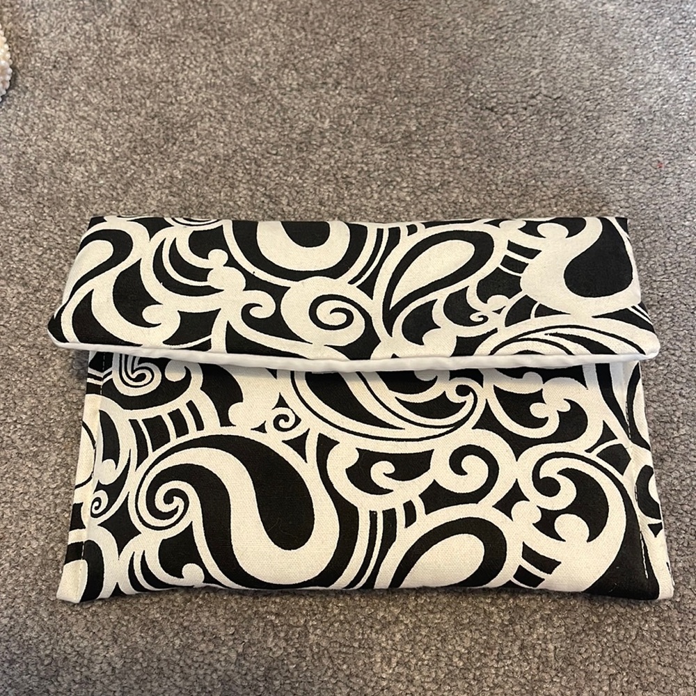 Fabric pouch